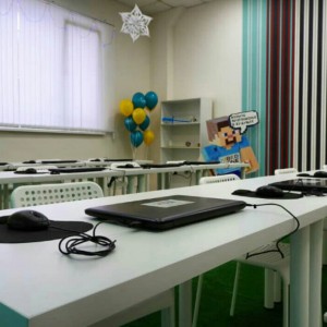 KIBERone для будущих КиберГероев в Ижевске! - КИБЕРшкола программирования для детей, компьютерные курсы для школьников, начинающих и подростков - KIBERone г. Семилуки